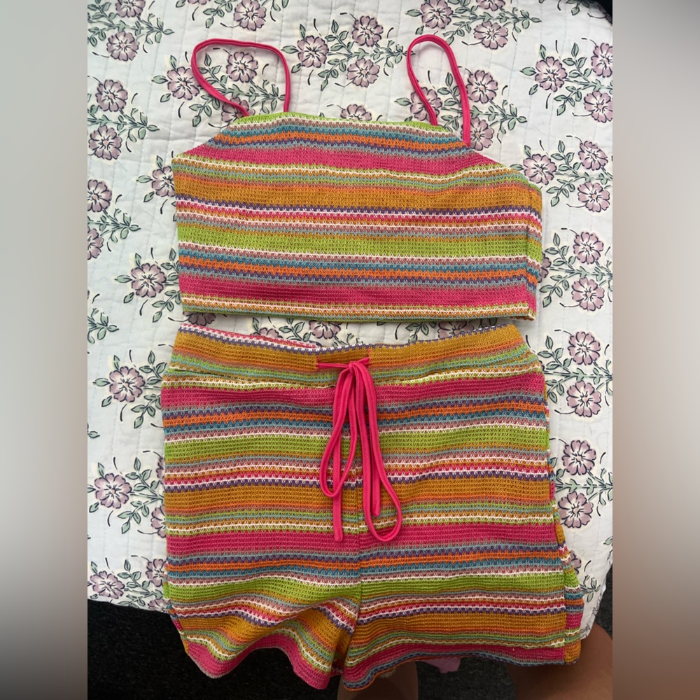 Two piece beachy set